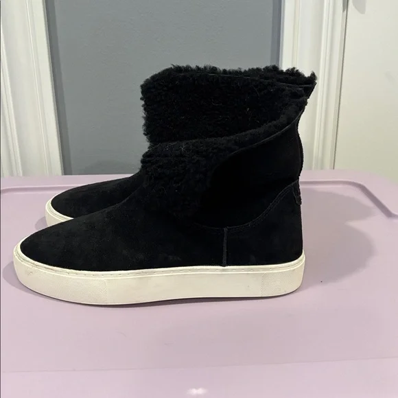 Ugg pull on boots brand new - Picture 3 of 6